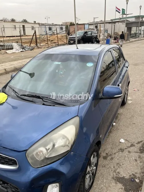 Kia Picanto 2017 White Used for Sale - 1