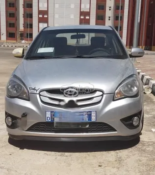 هيونداي اكسنت 2011 فضي مستعملة للبيع