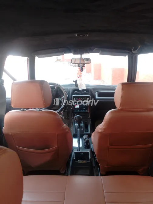 Suzuki Vitara 2002 White Used for Sale - 3