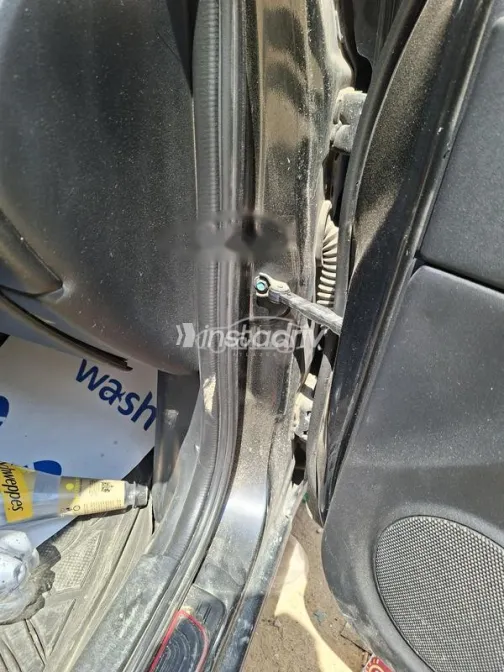 Nissan Sunny 2014 Black Used for Sale - 7