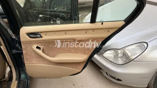 بي ام دبليو 318 2001 أخضر مستعملة للبيع - 10