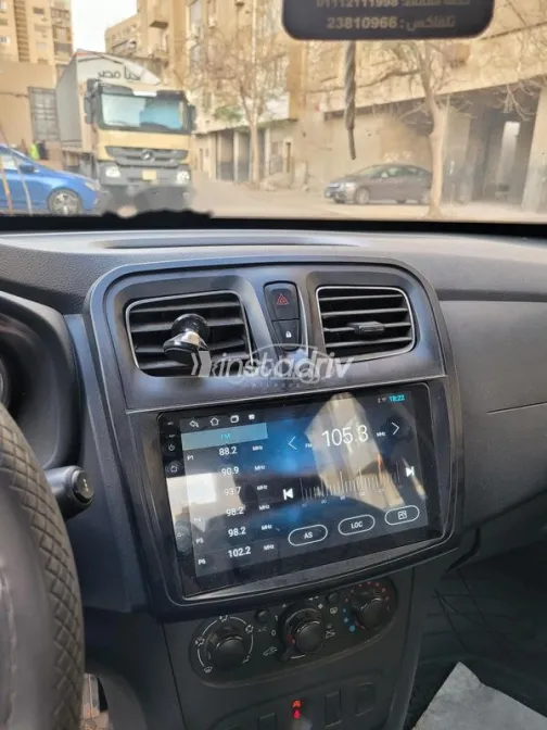 Renault Logan 2016 Blue Used for Sale - 3