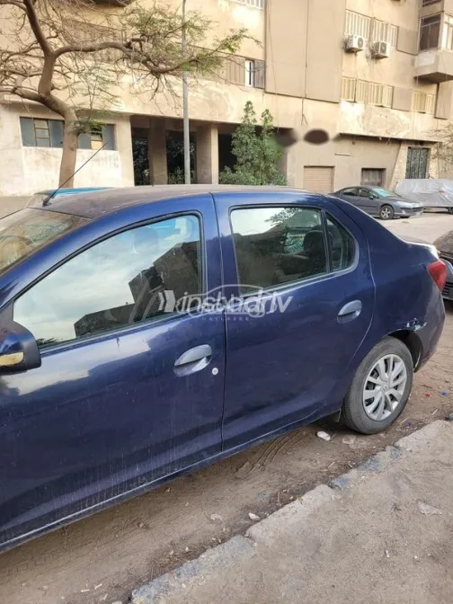 Renault Logan 2016 Blue Used for Sale - 5