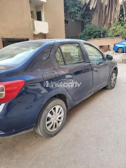 Renault Logan 2016 Blue Used for Sale - 7