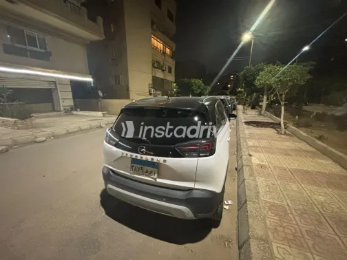 Opel Crossland 2022 White Used for Sale - 2