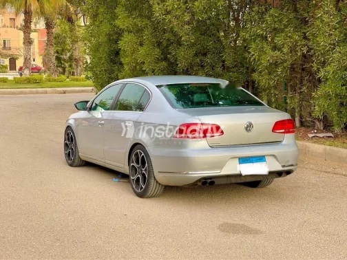 Volkswagen Passat 2011 Silver Used for Sale - 2