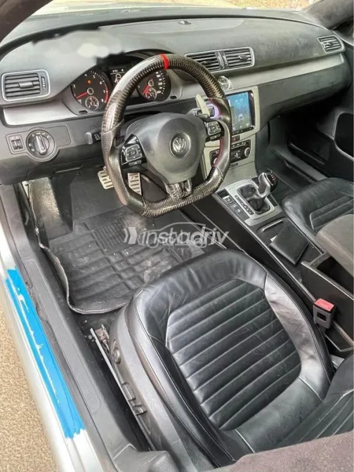 Volkswagen Passat 2011 Silver Used for Sale - 5