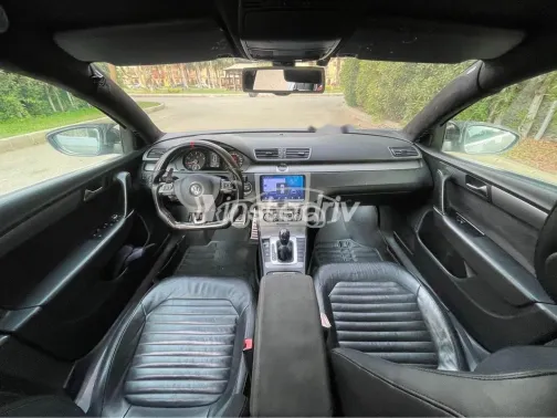 Volkswagen Passat 2011 Silver Used for Sale - 6