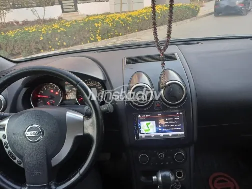 Nissan Qashqai 2013 Gray Used for Sale - 2