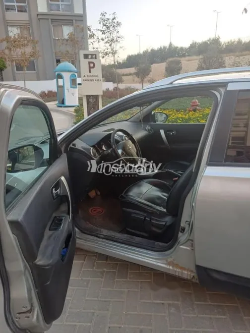 Nissan Qashqai 2013 Gray Used for Sale - 5