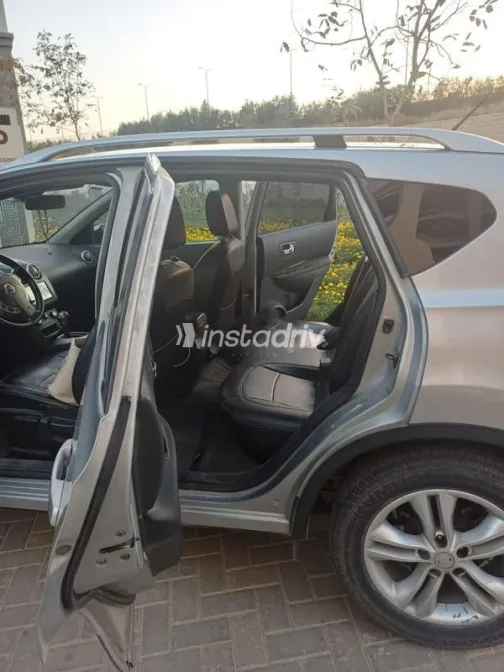 Nissan Qashqai 2013 Gray Used for Sale - 7