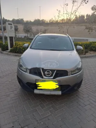 Nissan Qashqai 2013 Gray Used for Sale