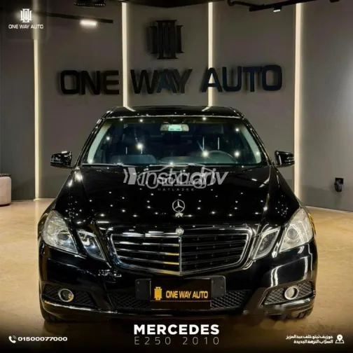 Mercedes E 250 2010 Black Used for Sale - 4