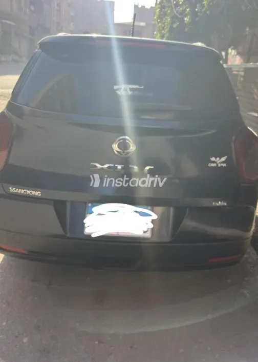 سانج يونج تيفولى XLV 2020 أزرق غامق مستعملة للبيع - 5