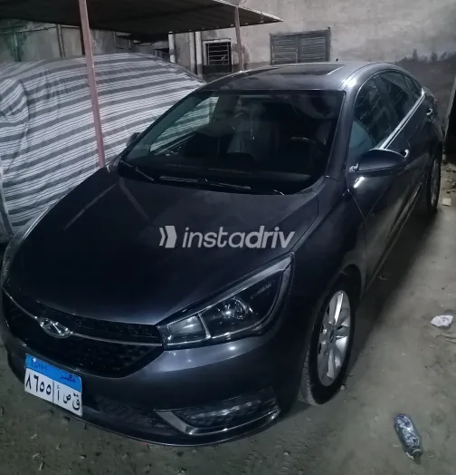 شيرى اريزو 5 2022 أبيض مستعملة للبيع - 2