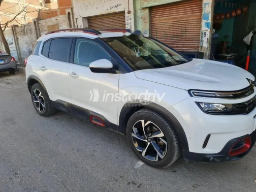 سيتروين C5 اير كروس 2021 أبيض مستعملة للبيع - 3