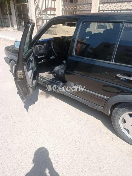 فولكس فاغن جولف 2 1991 أسود مستعملة للبيع - 4