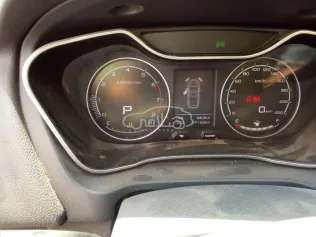 جيلي امجراند X7 2019 أبيض مستعملة للبيع