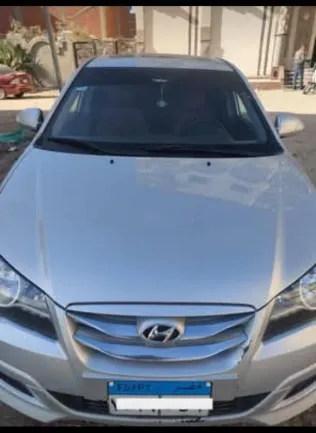 Hyundai Elantra HD 2022 White Used for Sale