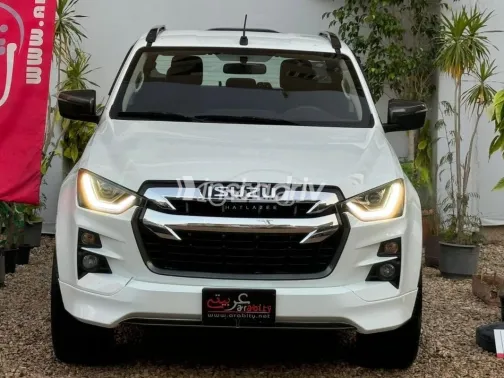 Isuzu D max 2024 White Used for Sale - 1