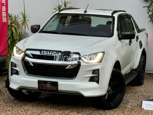 Isuzu D max 2024 White Used for Sale - 6
