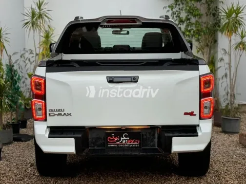 Isuzu D max 2024 White Used for Sale - 7