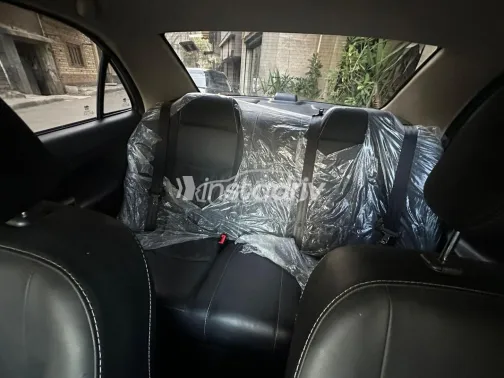 بى واى دى‬ F3 2025 أبيض مستعملة للبيع - 3