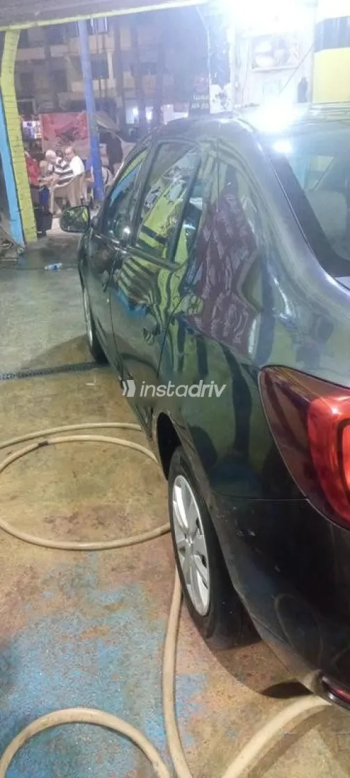 Renault Logan 2021 White Used for Sale - 8