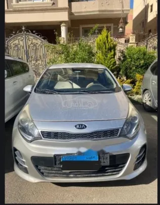 كيا ريو 2016 فضي مستعملة للبيع