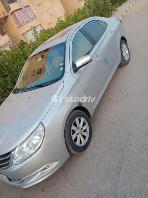 Chevrolet Optra 2019 White Used for Sale - 4