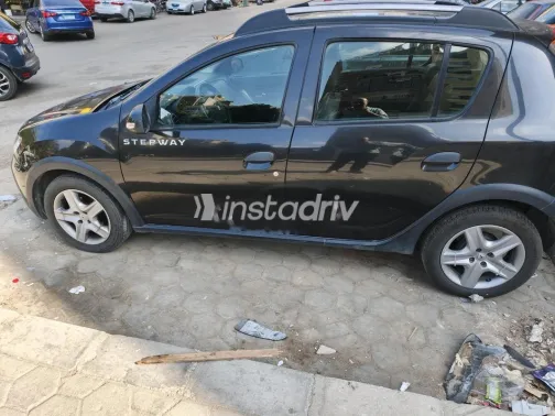 Renault Sandero Step Way 2016 Black Used for Sale - 2