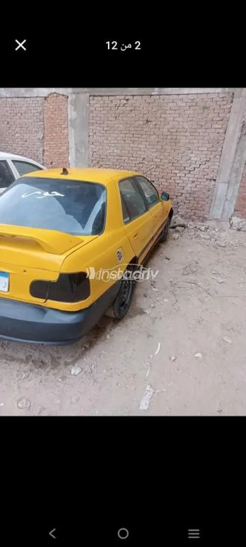 هيونداي إلنترا 1994 أصفر مستعملة للبيع - 3
