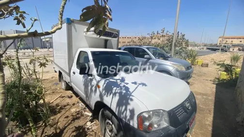 نيسان بيك اب 2008 أبيض مستعملة للبيع - 2