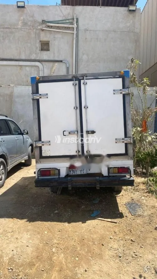 نيسان بيك اب 2008 أبيض مستعملة للبيع - 5