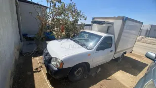 نيسان بيك اب 2008 أبيض مستعملة للبيع