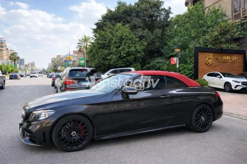 مرسيدس C 200 2019 أسود مستعملة للبيع - 1