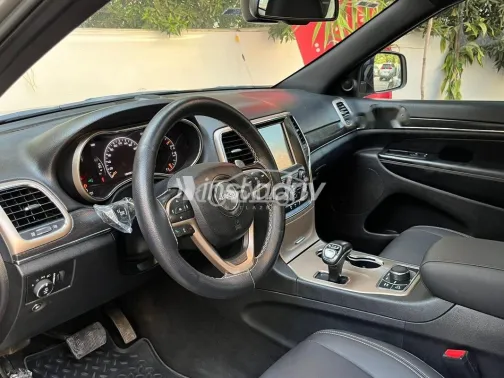 Jeep Grand Cherokee 2017 White Used for Sale - 7