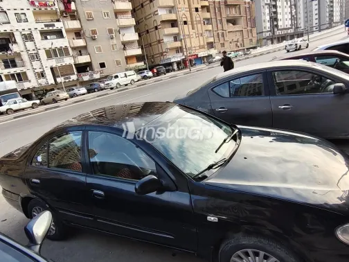 نيسان صنى 2009 أسود مستعملة للبيع - 8