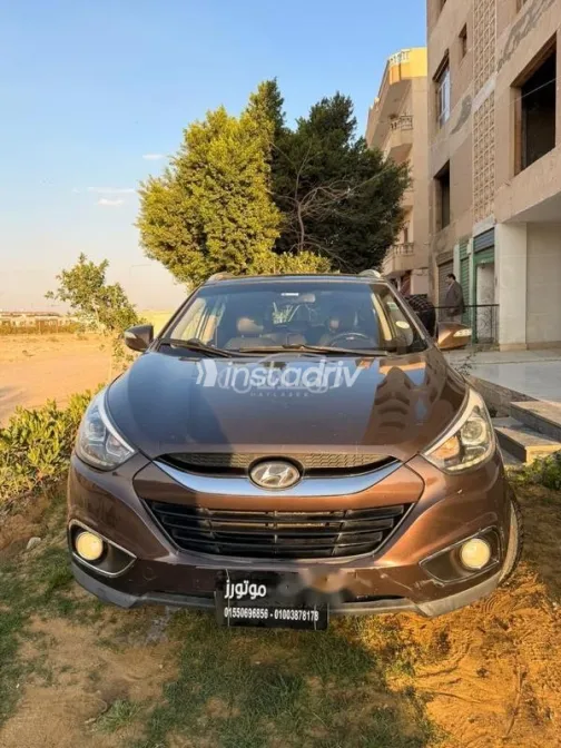 Hyundai IX 35 2015 Brown Used for Sale - 4