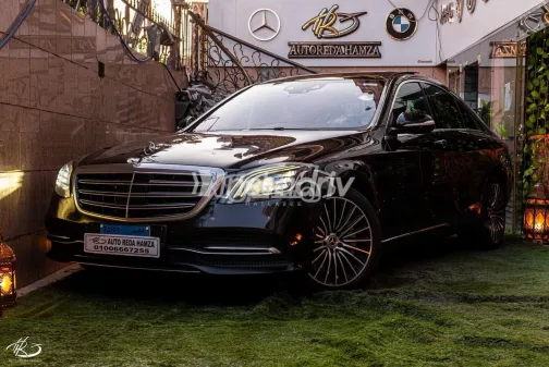 Mercedes S 450 2018 Black Used for Sale - 4