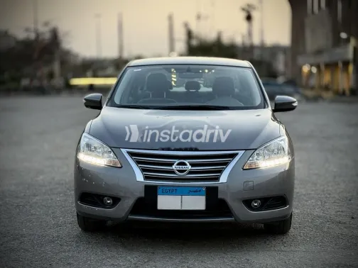 Nissan Sentra 2025 Gray Used for Sale - 3