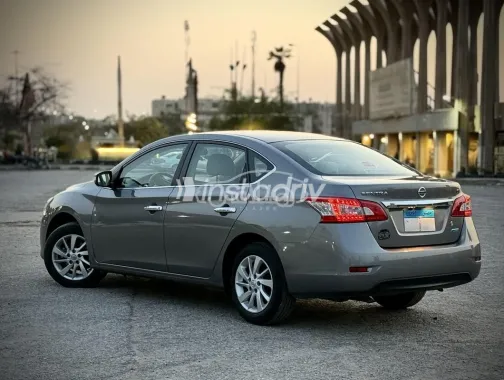 Nissan Sentra 2025 Gray Used for Sale - 4