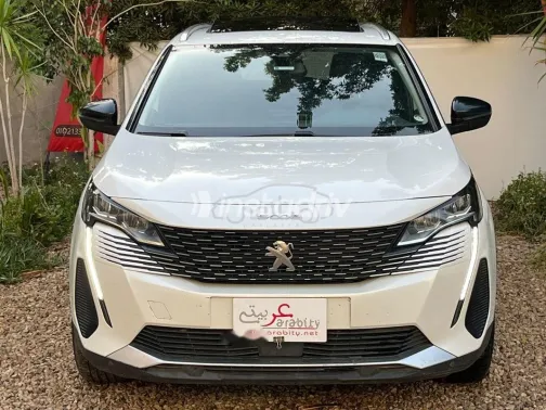 بيجو 5008 2022 أبيض مستعملة للبيع - 1