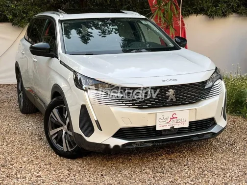 بيجو 5008 2022 أبيض مستعملة للبيع - 3