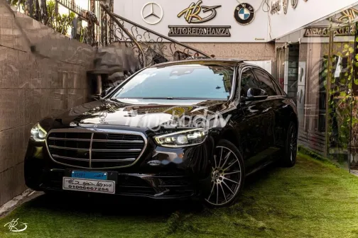 Mercedes S 500 2021 Black Used for Sale - 3
