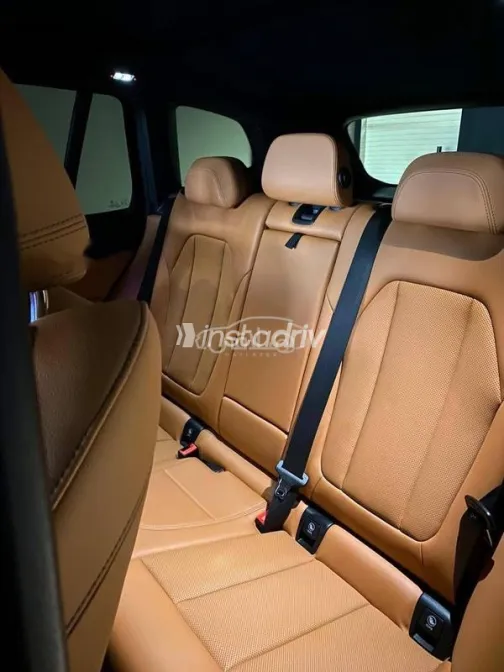 بي ام دبليو X3 2024 أزرق غامق مستعملة للبيع - 3