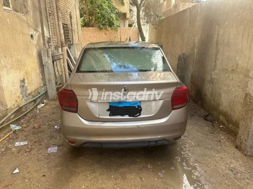 رينو لوجان 2021 أبيض مستعملة للبيع - 8