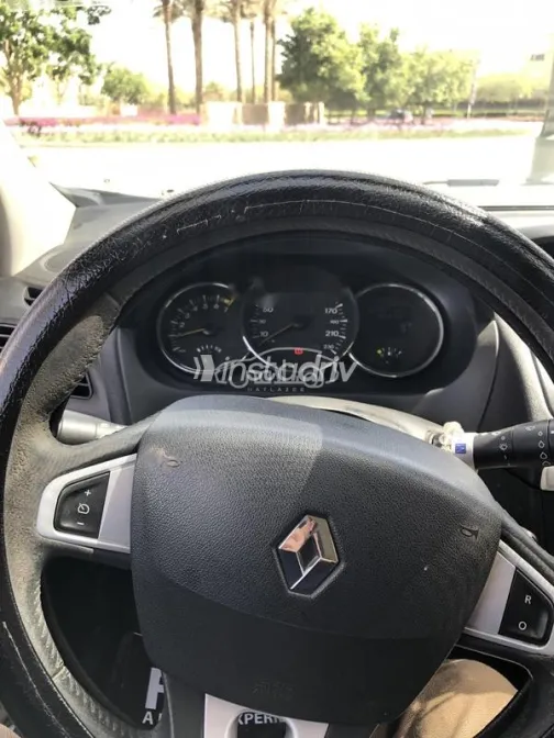 رينو ميجان 2010 أسود مستعملة للبيع - 7