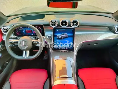 مرسيدس GLC 200 2023 أسود مستعملة للبيع - 6