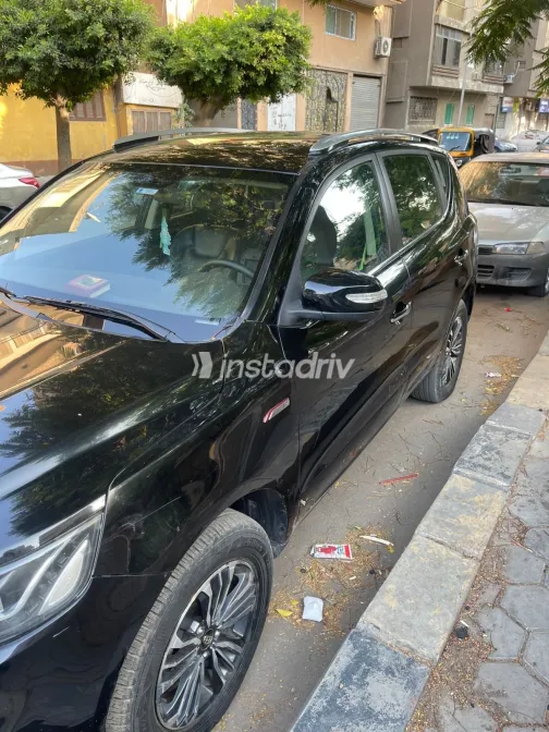 جيلي X7 2019 أبيض مستعملة للبيع - 2